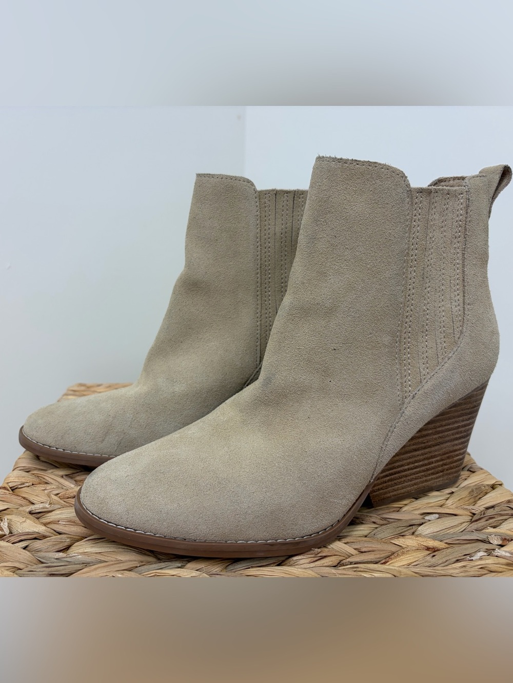 Toms Beige Suede Chelsea Wedge Ankle Boots
